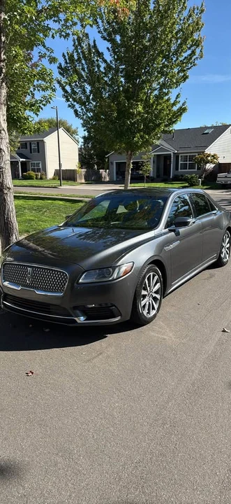 2017 Lincoln Continental 10th Gen - Image 3 of 18