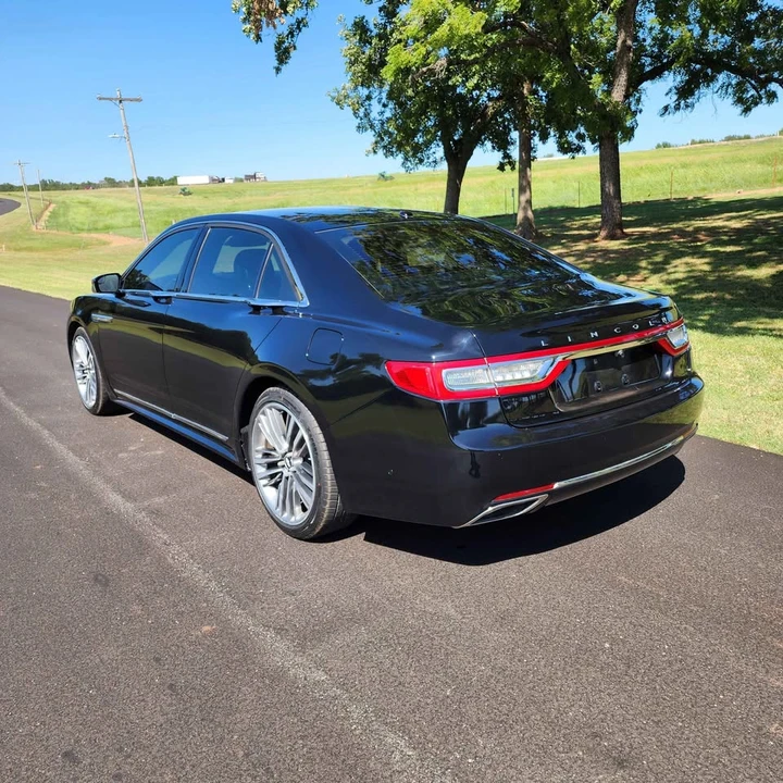 2017 Lincoln Continental 10th Gen - Image 5 of 15