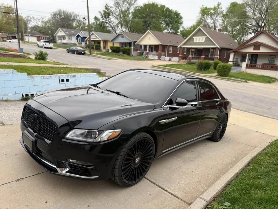 2017 Lincoln Continental 10th Gen - Image 6 of 7