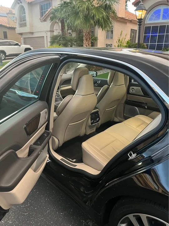 2017 Lincoln Continental 10th Gen - Image 8 of 19