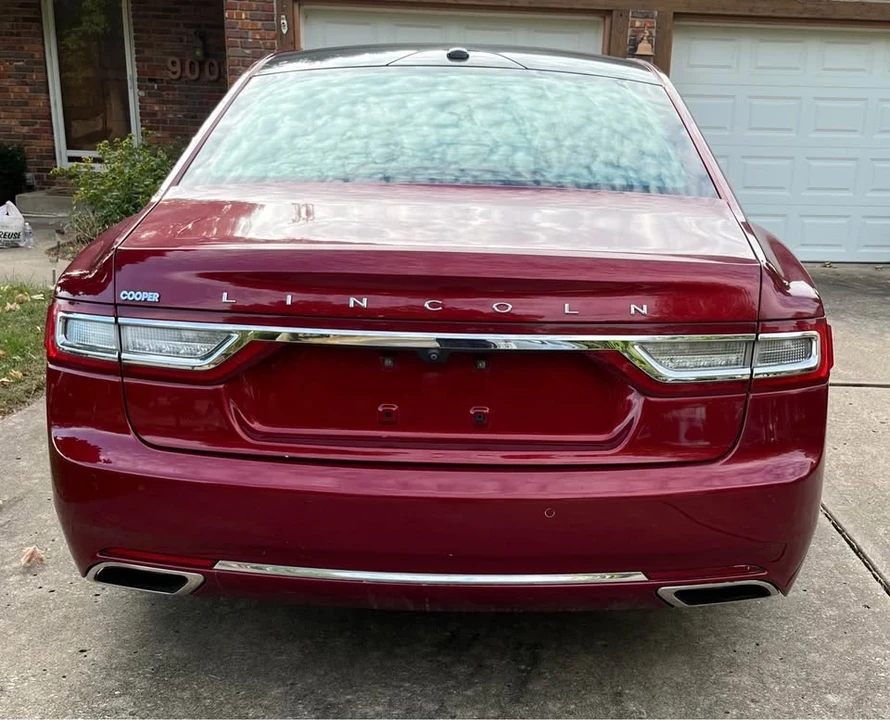 2017 Lincoln Continental 10th Gen - Image 6 of 16