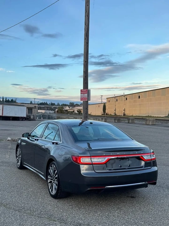2017 Lincoln Continental 10th Gen - Image 6 of 11