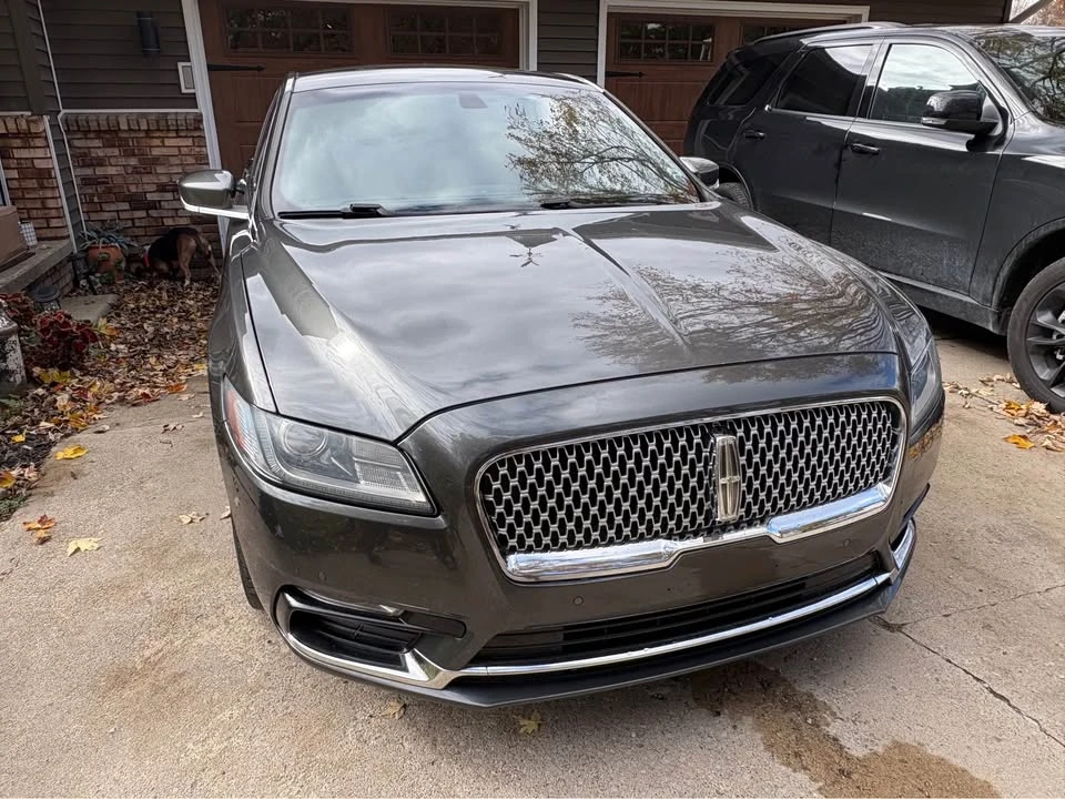 2017 Lincoln Continental 10th Gen - Image 8 of 20