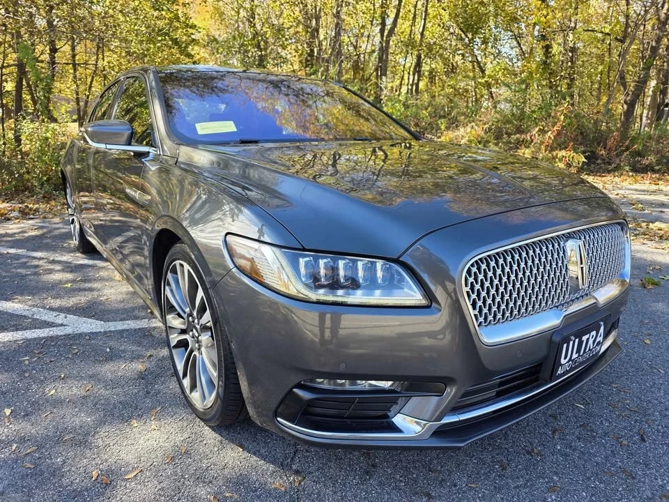2017 Lincoln Continental 10th Gen - Image 5 of 19