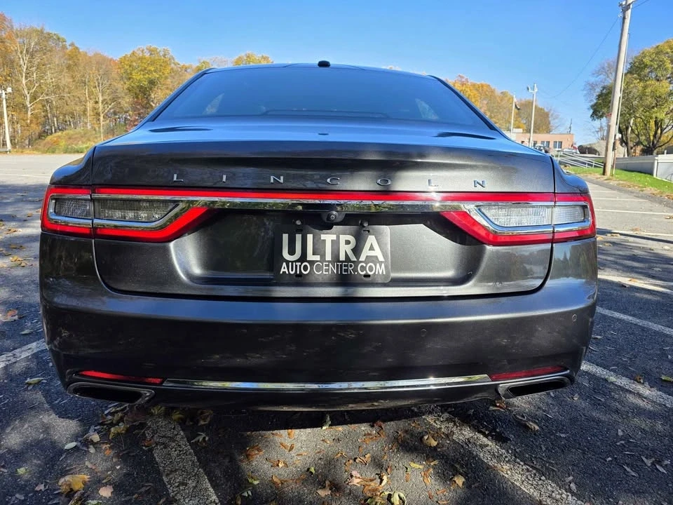 2017 Lincoln Continental 10th Gen - Image 3 of 19