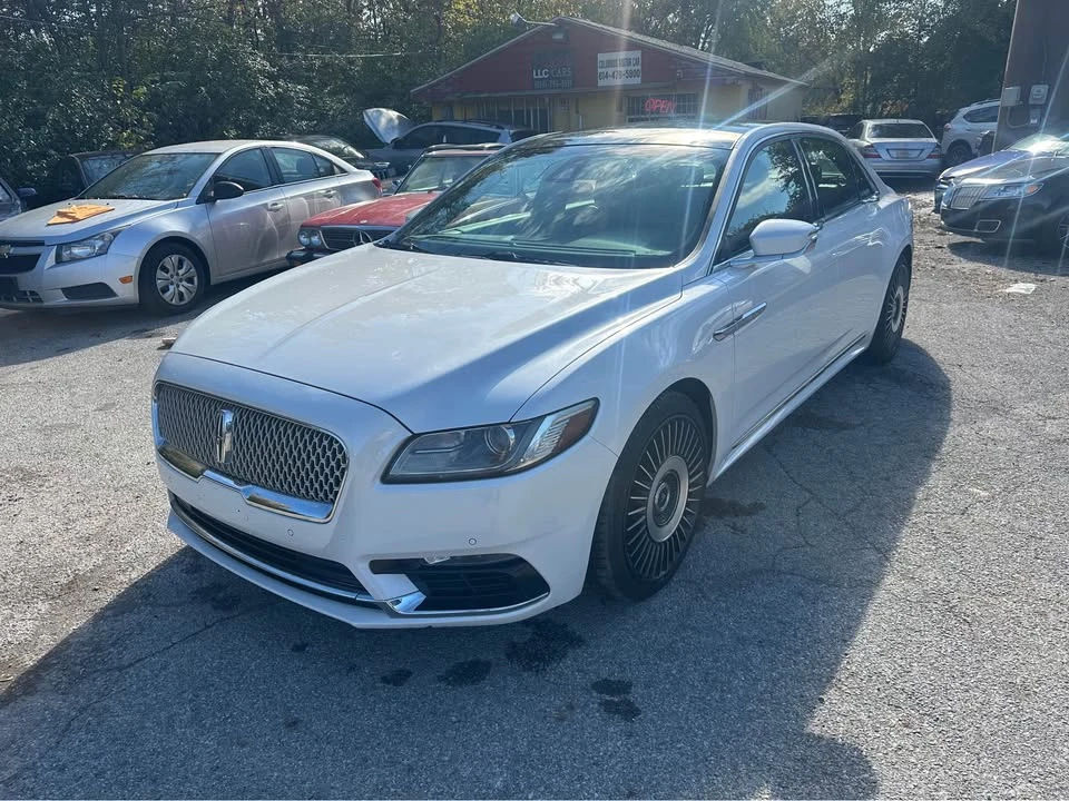 2017 Lincoln Continental 10th Gen - Image 2 of 13