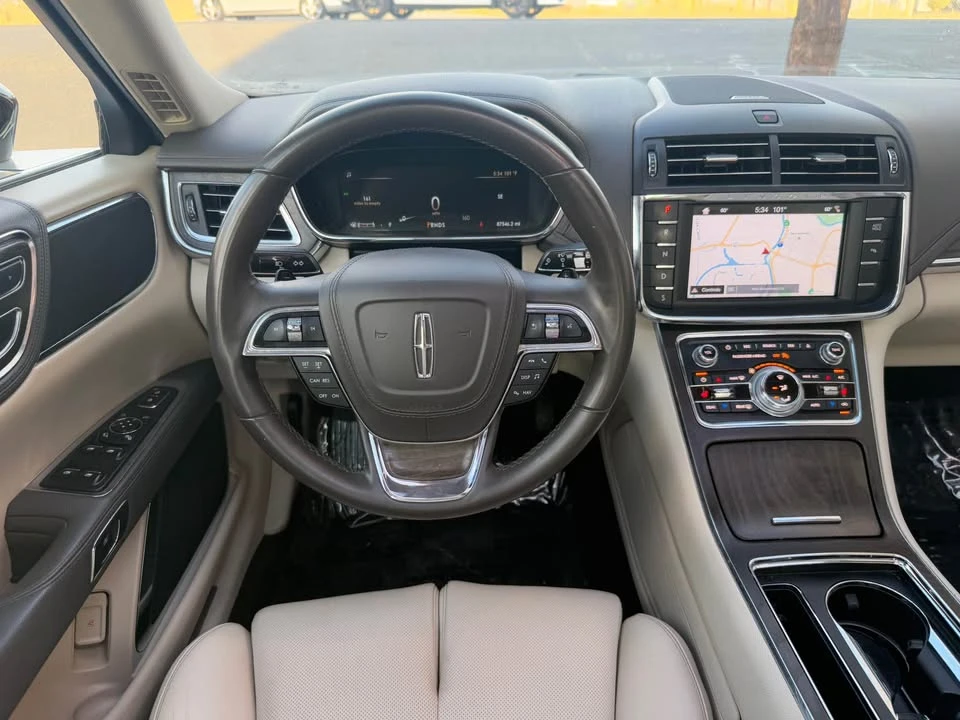 2017 Lincoln Continental 10th Gen - Image 13 of 18