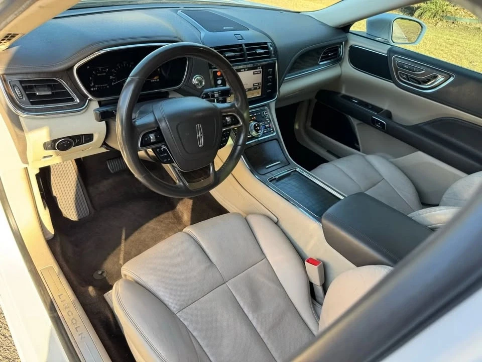 2017 Lincoln Continental 10th Gen - Image 20 of 20