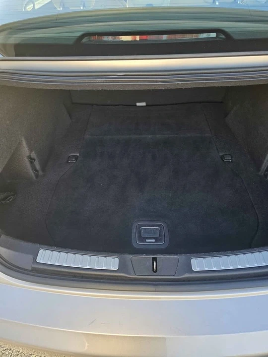 2017 Lincoln Continental 10th Gen - Image 10 of 10