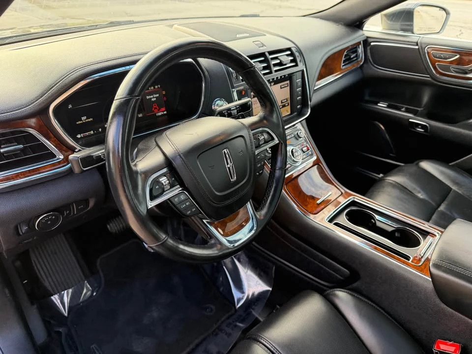 2017 Lincoln Continental 10th Gen - Image 9 of 18