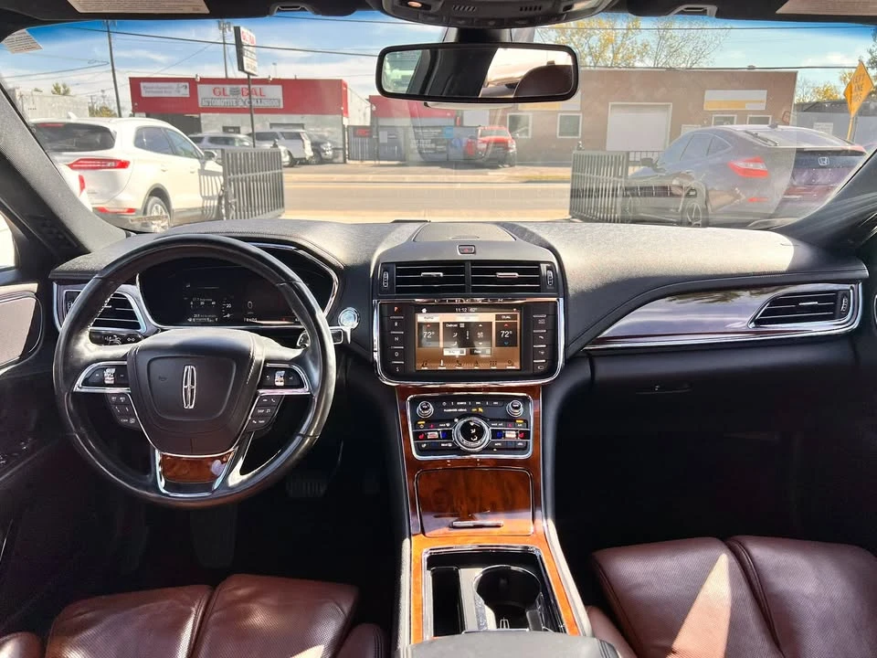 2017 Lincoln Continental 10th Gen - Image 8 of 18