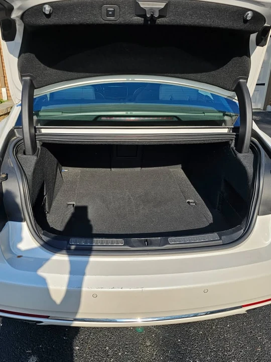 2017 Lincoln Continental 10th Gen - Image 9 of 9