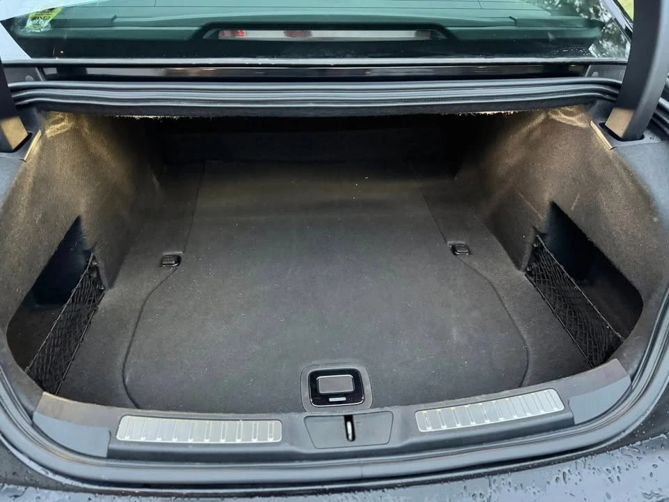 2017 Lincoln Continental 10th Gen - Image 11 of 20