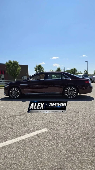 2017 Lincoln Continental 10th Gen - Image 4 of 20
