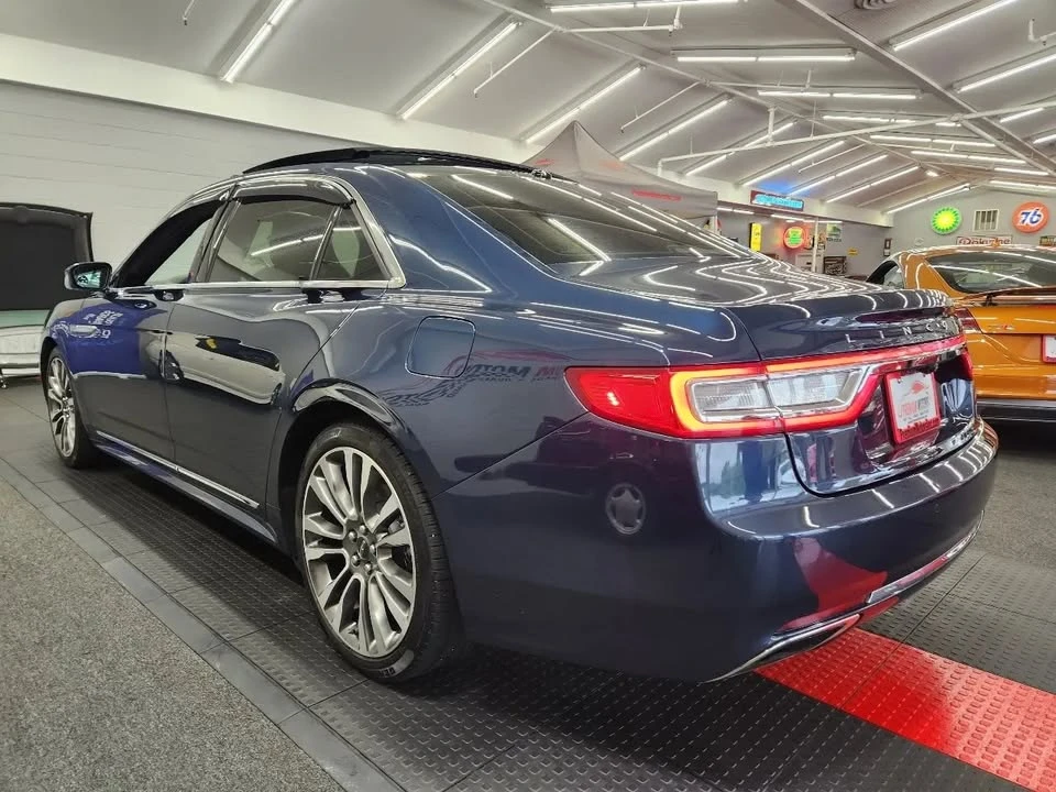 2017 Lincoln Continental 10th Gen - Image 7 of 20