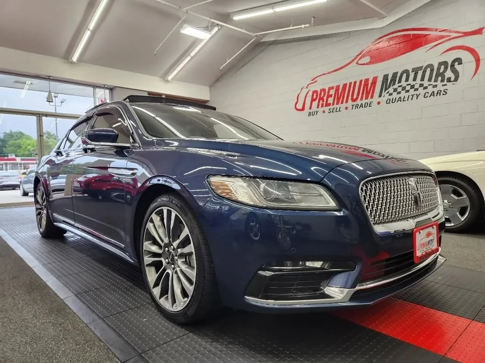 2017 Lincoln Continental 10th Gen - Image 2 of 20