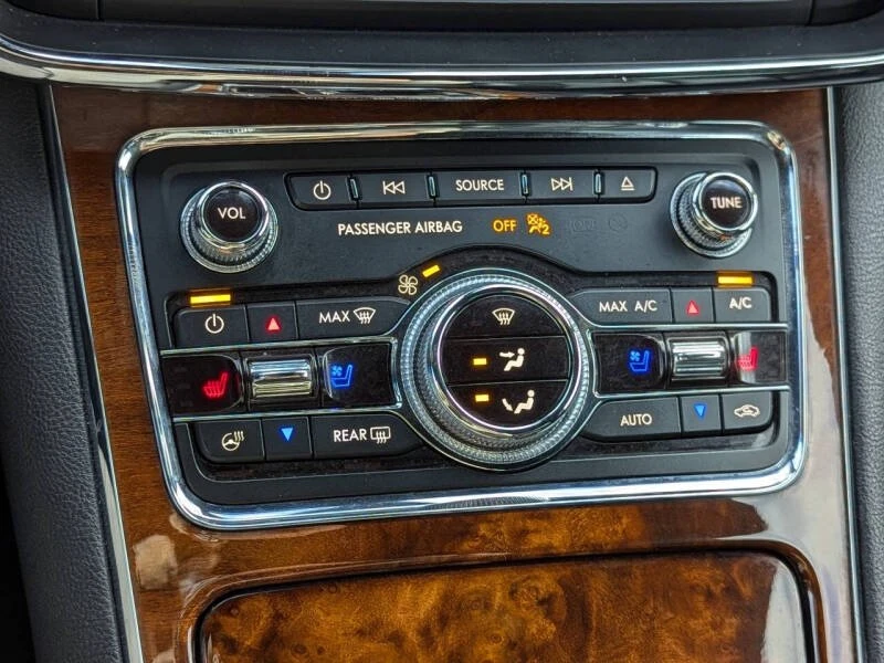 2017 Lincoln Continental 10th Gen - Image 20 of 20