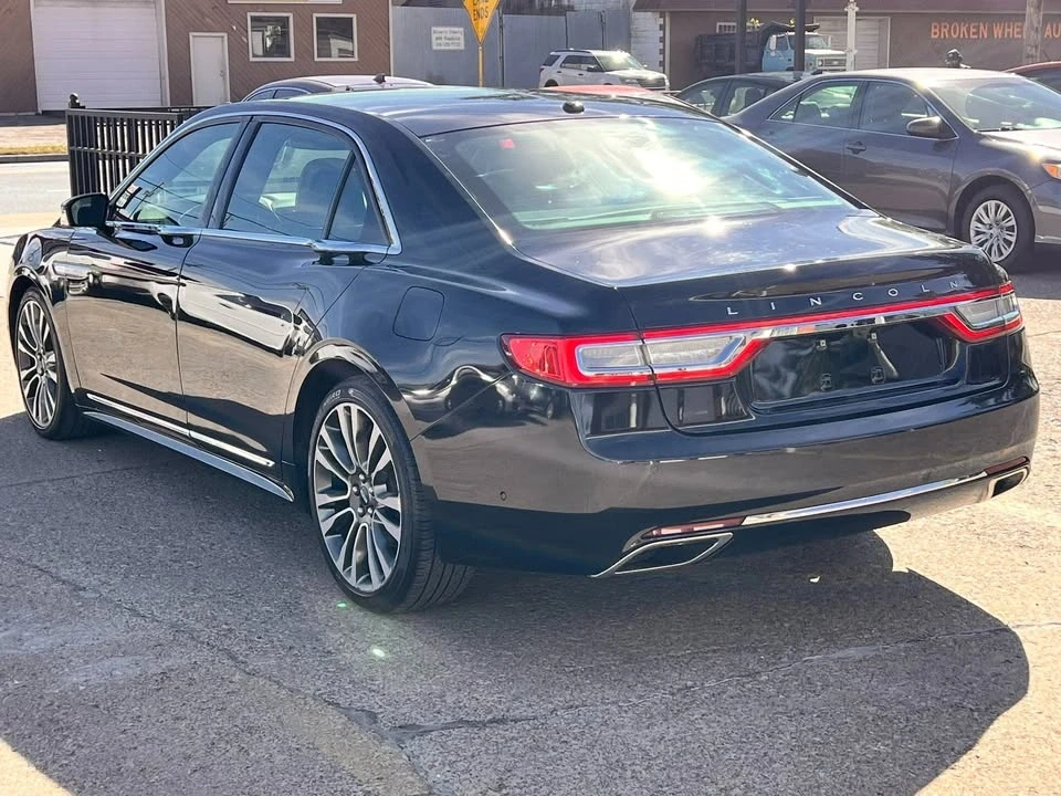 2017 Lincoln Continental 10th Gen - Image 3 of 19