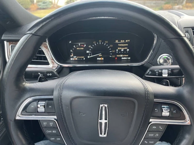 2017 Lincoln Continental 10th Gen - Image 13 of 20