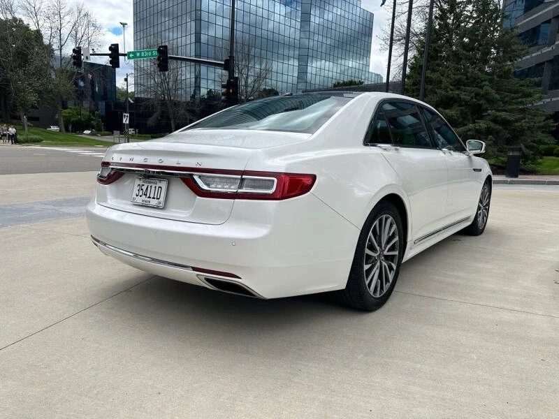 2017 Lincoln Continental 10th Gen - Image 4 of 20