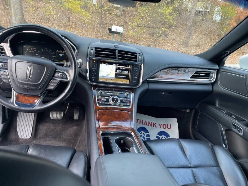 2017 Lincoln Continental 10th Gen - Image 12 of 20
