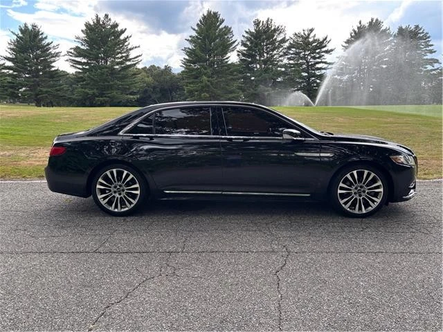 2017 Lincoln Continental 10th Gen - Image 5 of 18