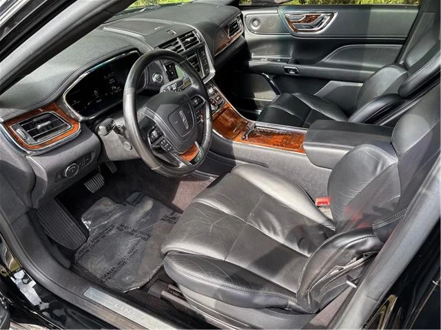 2017 Lincoln Continental 10th Gen - Image 9 of 18