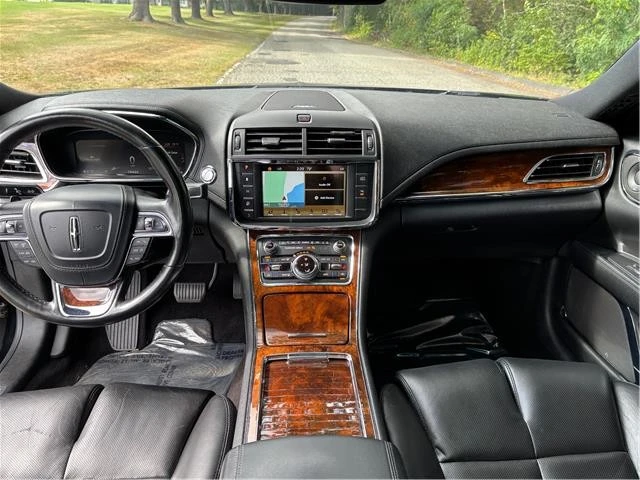 2017 Lincoln Continental 10th Gen - Image 11 of 18