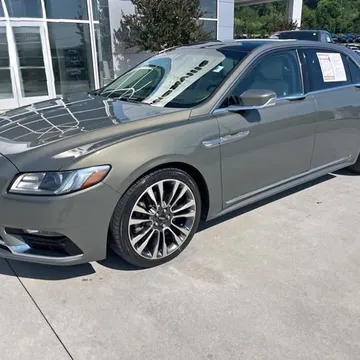 2017 Lincoln Continental Select