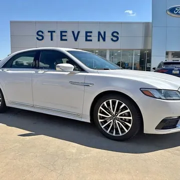 2017 Lincoln Continental Select