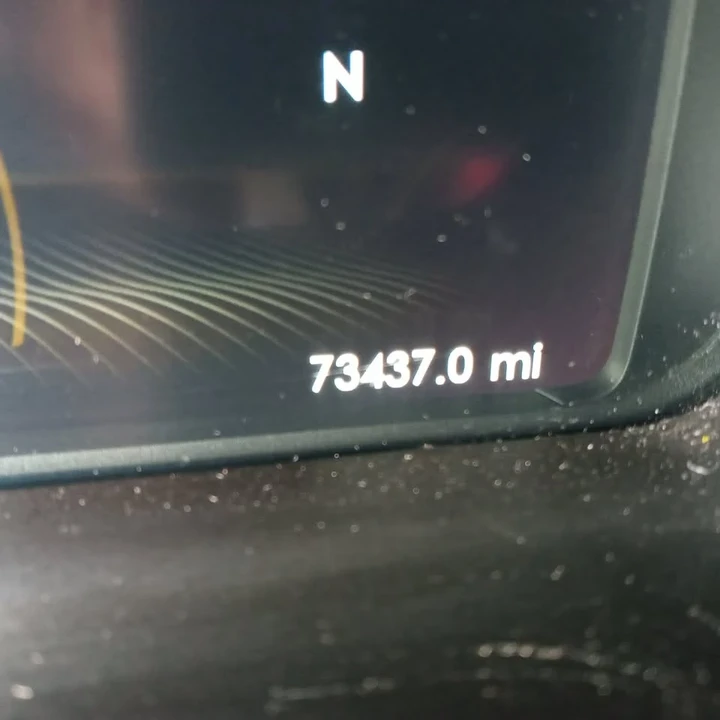 2017 Lincoln Continental 10th Gen - Image 8 of 19