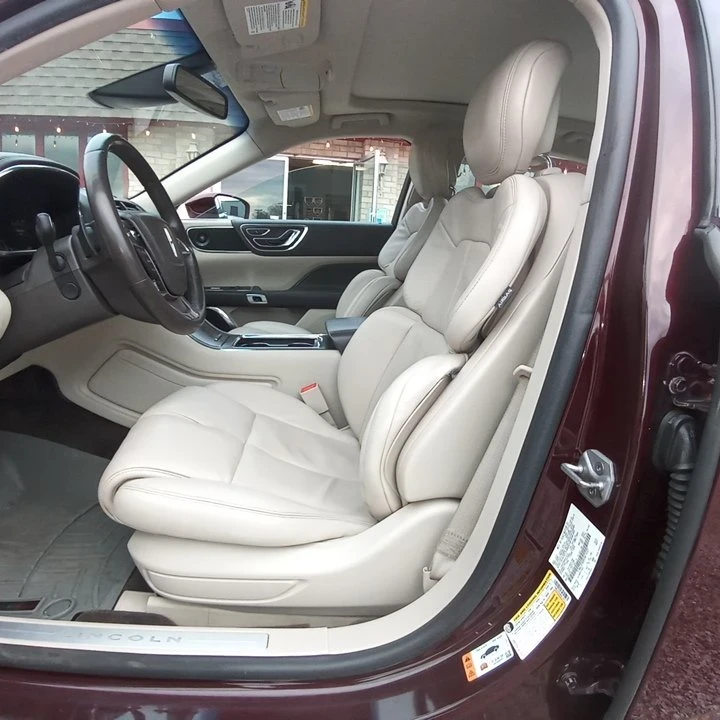 2017 Lincoln Continental 10th Gen - Image 19 of 19
