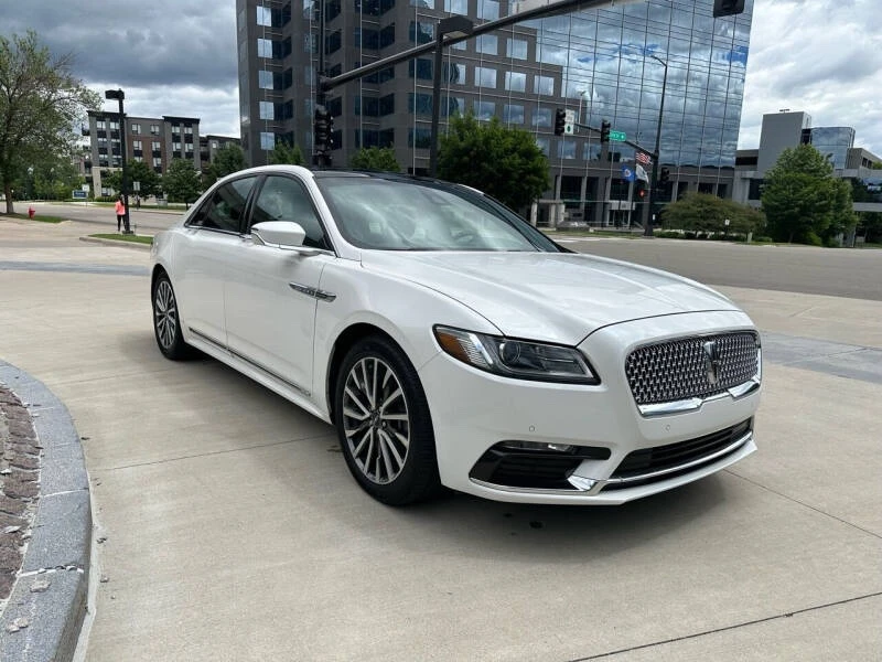 2017 Lincoln Continental 10th Gen - Image 4 of 20