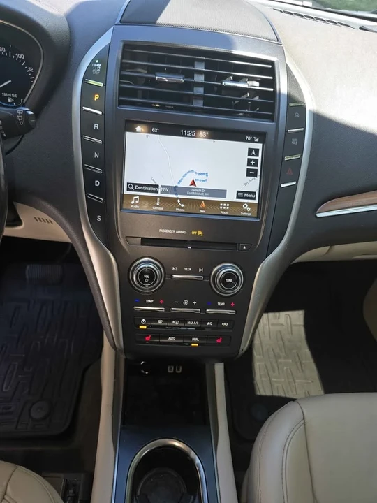 2017 Lincoln MKC - Image 5 of 15
