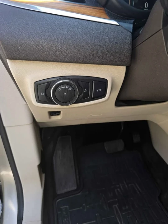 2017 Lincoln MKC - Image 6 of 15