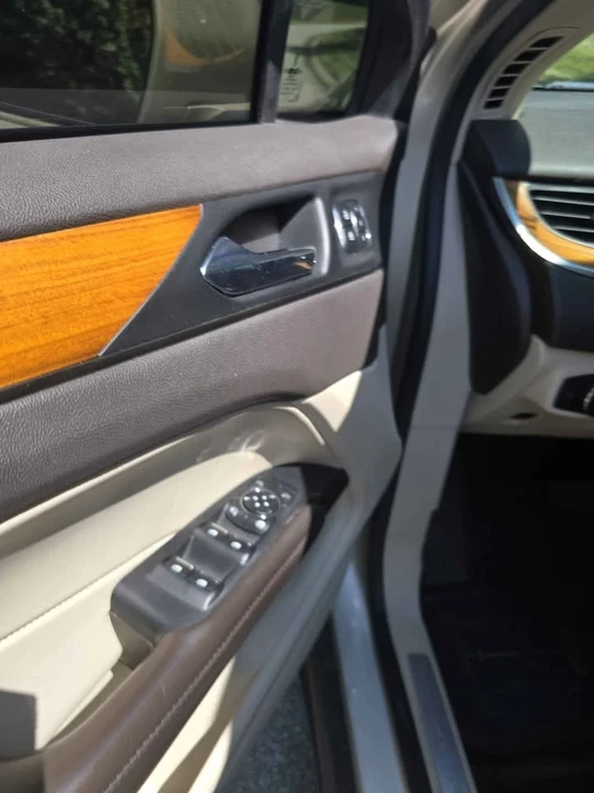 2017 Lincoln MKC - Image 10 of 15