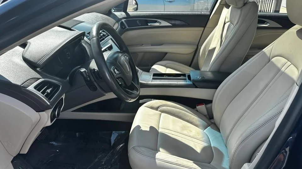 2017 Lincoln MKZ - Image 13 of 18