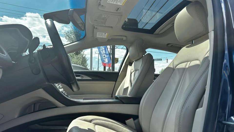2017 Lincoln MKZ - Image 14 of 18