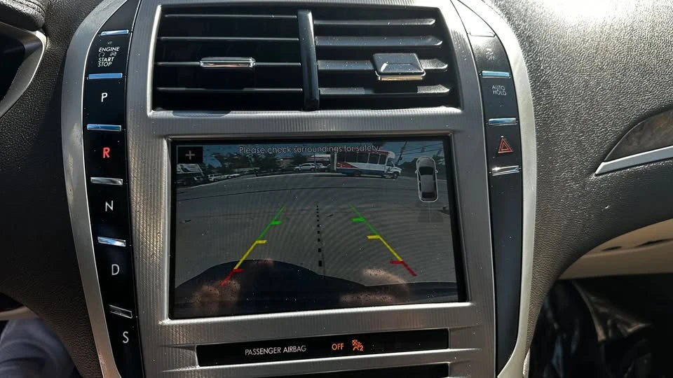 2017 Lincoln MKZ - Image 15 of 18