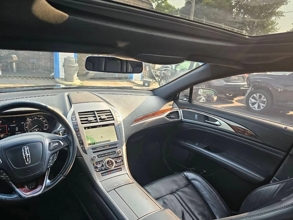 2017 Lincoln MKZ - Image 10 of 10