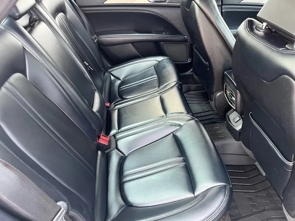 2017 Lincoln MKZ - Image 19 of 20