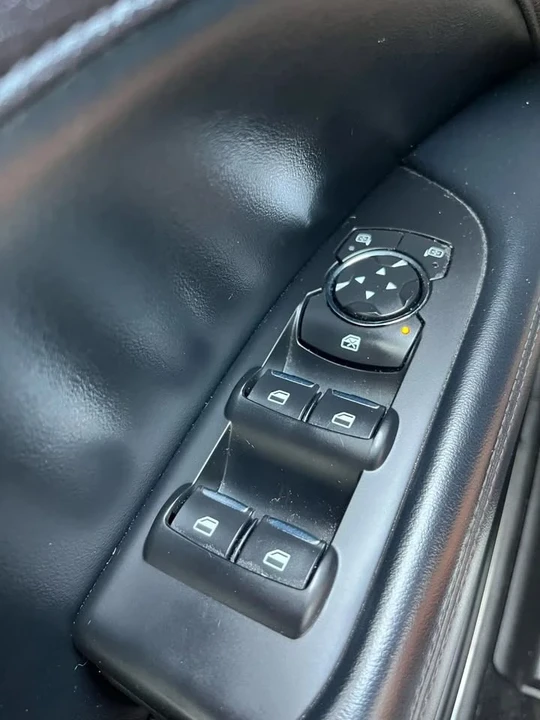 2017 Lincoln MKZ - Image 14 of 20