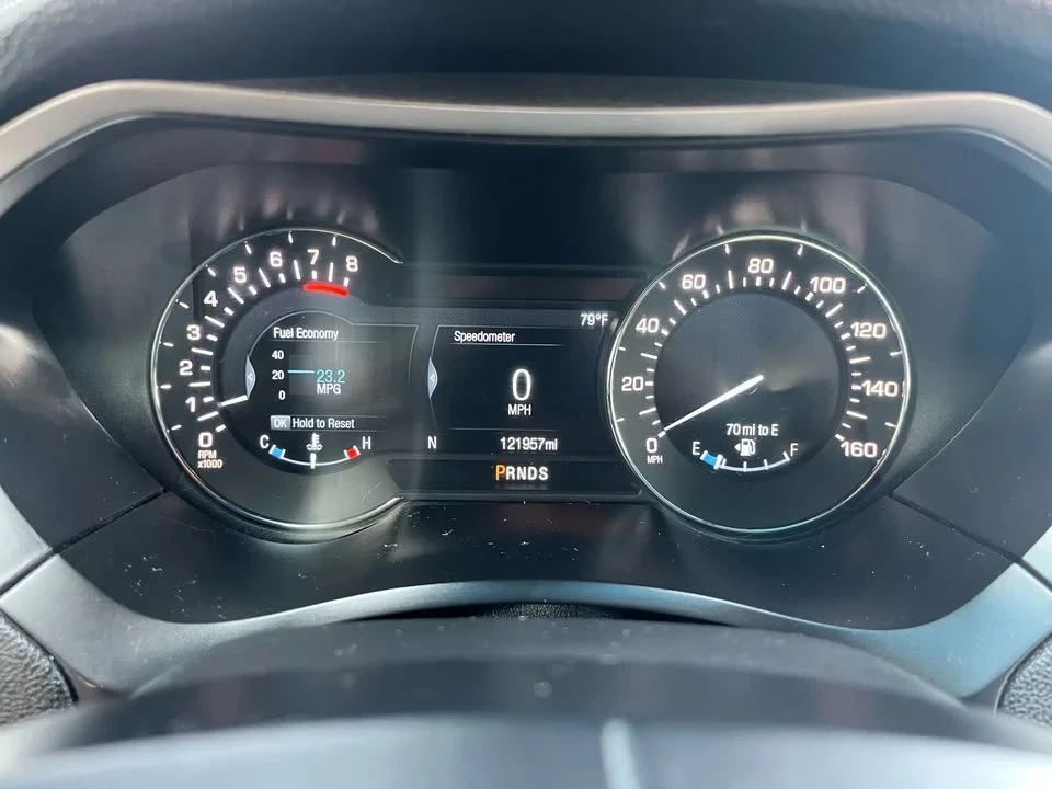2017 Lincoln MKZ - Image 9 of 20