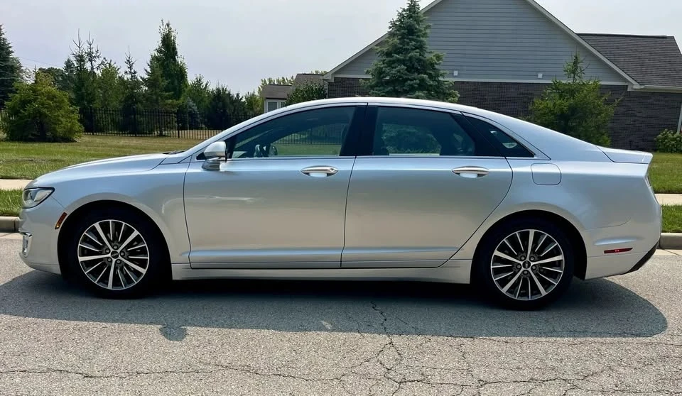 2017 Lincoln MKZ - Image 4 of 20