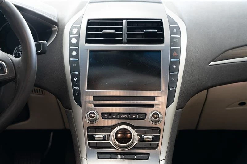 2017 Lincoln MKZ - Image 15 of 19
