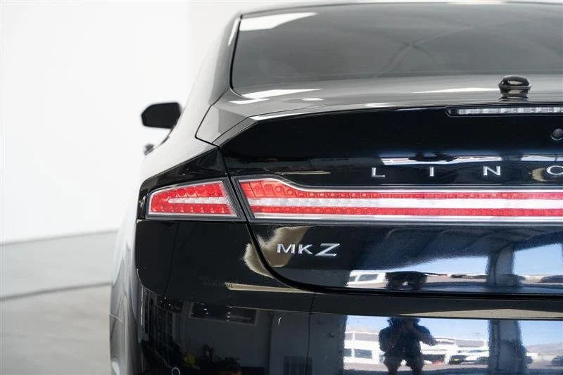 2017 Lincoln MKZ - Image 10 of 19
