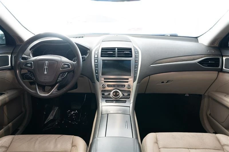 2017 Lincoln MKZ - Image 12 of 19