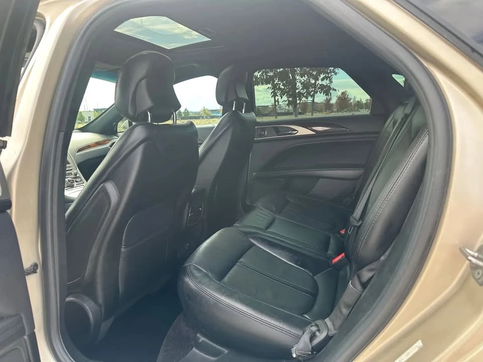 2017 Lincoln MKZ - Image 12 of 20