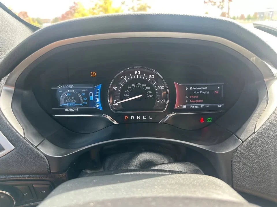 2017 Lincoln MKZ - Image 16 of 20