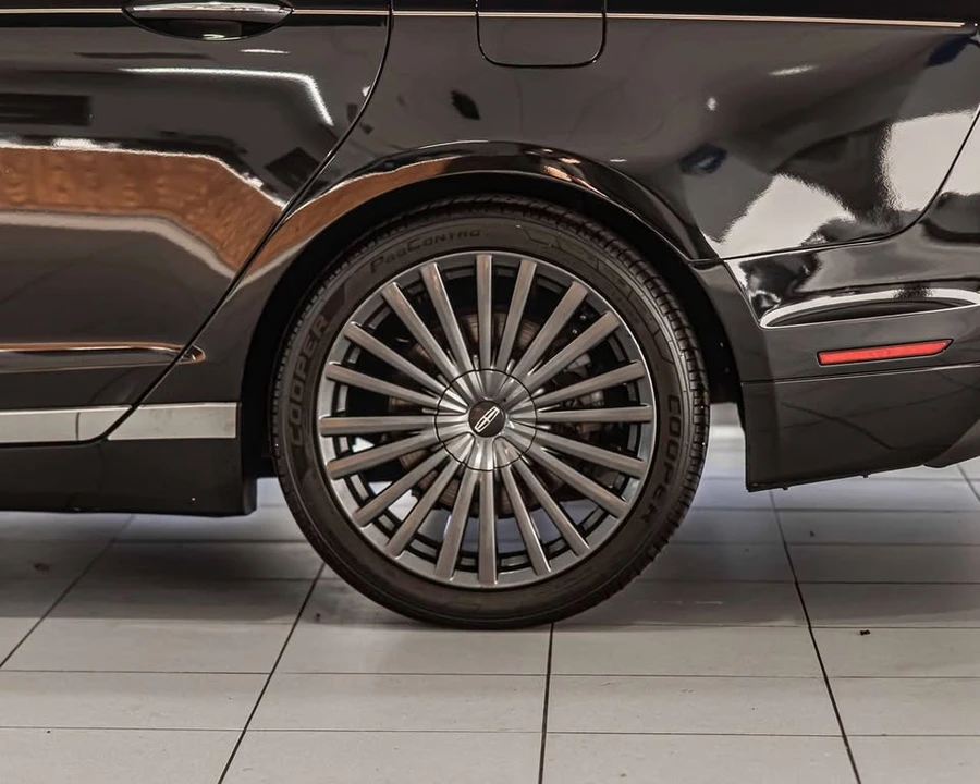 2017 Lincoln MKZ - Image 7 of 20